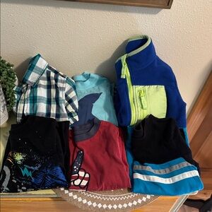 6 boys tops bundle Incudes Jumping Beans Fleece Jacket, button up & 4 T-shirts
